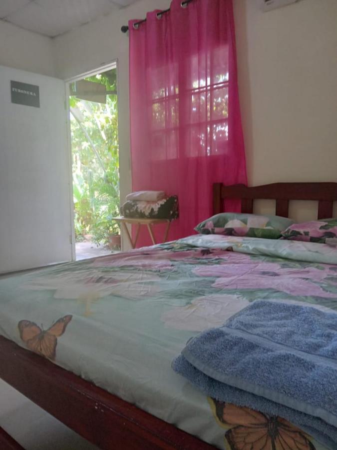 Hostal Brisas Calobrenas المظهر الخارجي الصورة