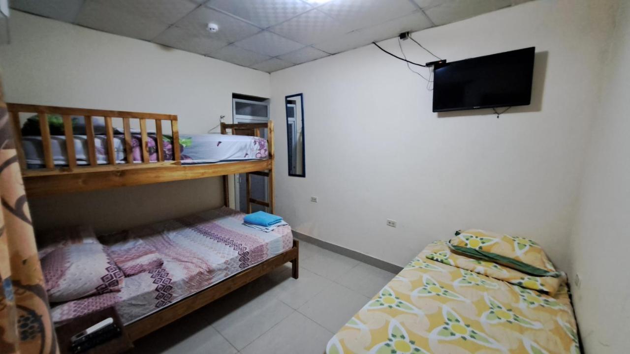 Hostal Brisas Calobrenas المظهر الخارجي الصورة